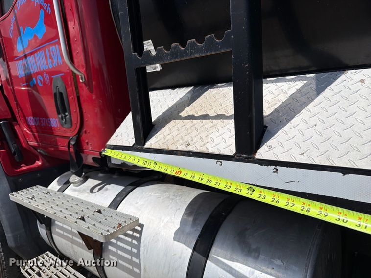 image for item YA4345 2012 Caterpillar CT660S dump truck