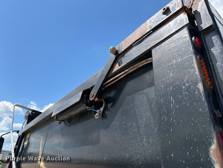 image for item YA4345 2012 Caterpillar CT660S dump truck