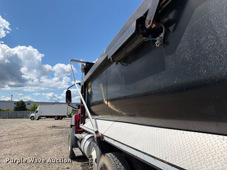 image for item YA4345 2012 Caterpillar CT660S dump truck