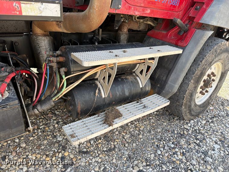 image for item YA4345 2012 Caterpillar CT660S dump truck