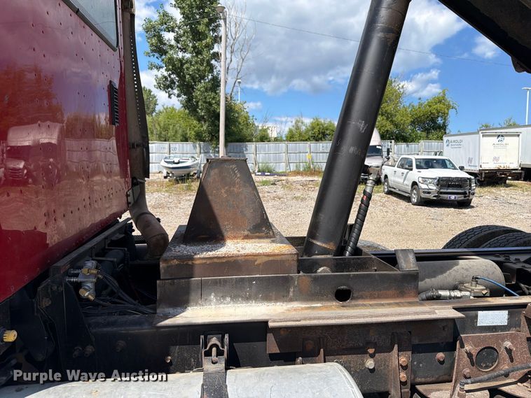 image for item YA4345 2012 Caterpillar CT660S dump truck