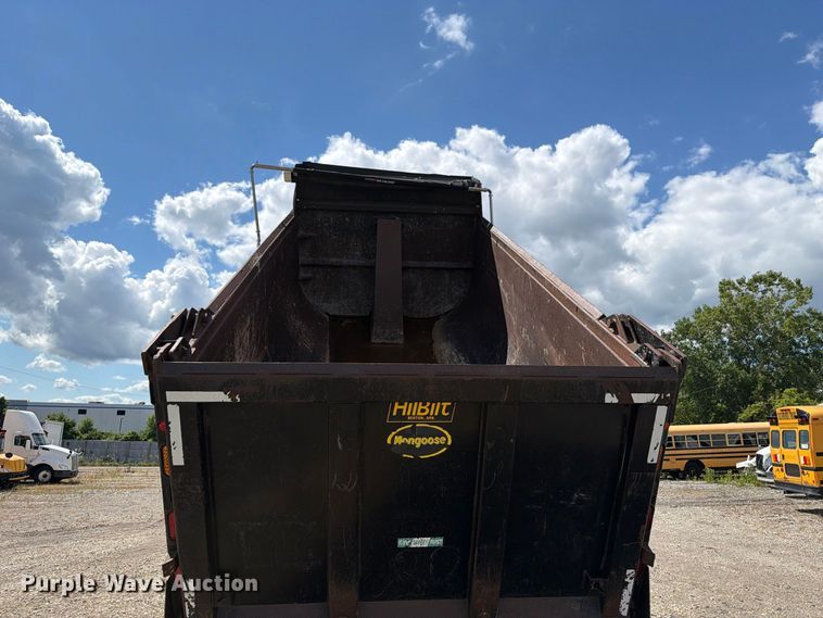 image for item YA4345 2012 Caterpillar CT660S dump truck