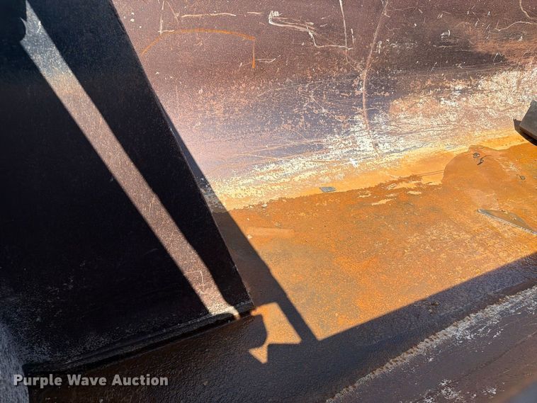 image for item YA4345 2012 Caterpillar CT660S dump truck