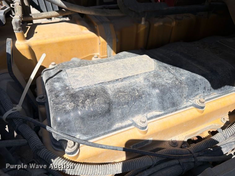 image for item YA4345 2012 Caterpillar CT660S dump truck