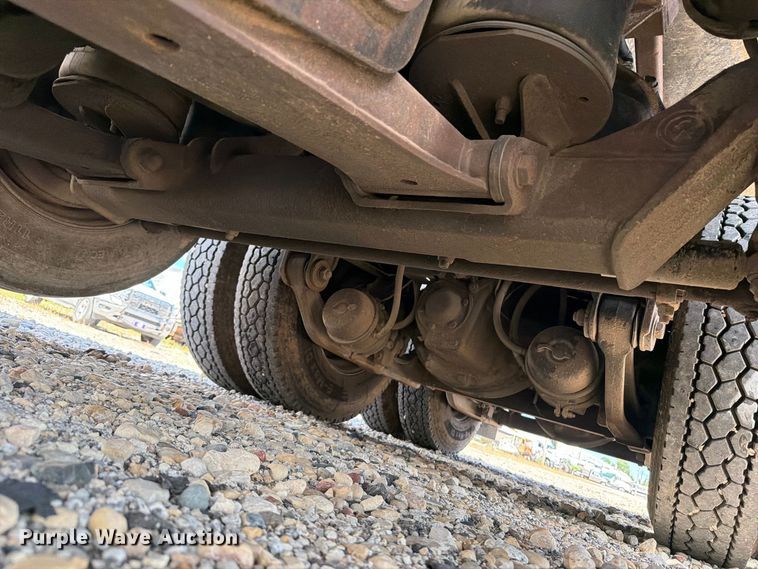 image for item YA4345 2012 Caterpillar CT660S dump truck