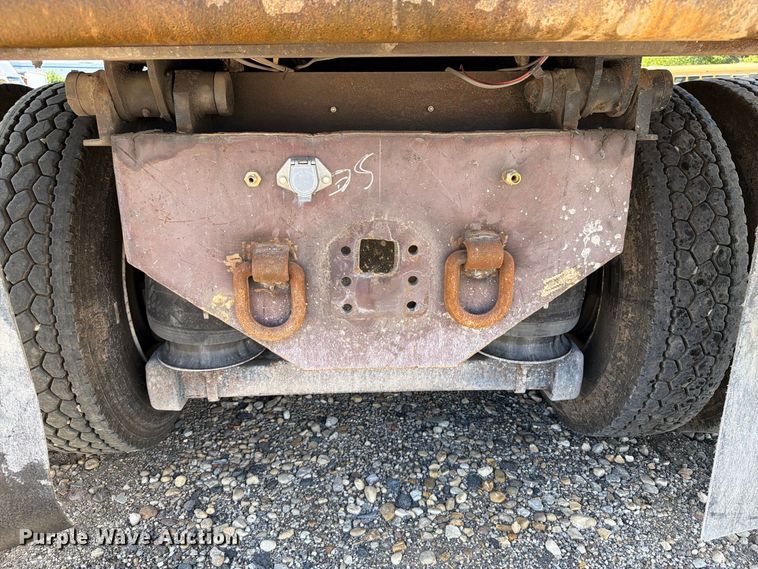 image for item YA4345 2012 Caterpillar CT660S dump truck