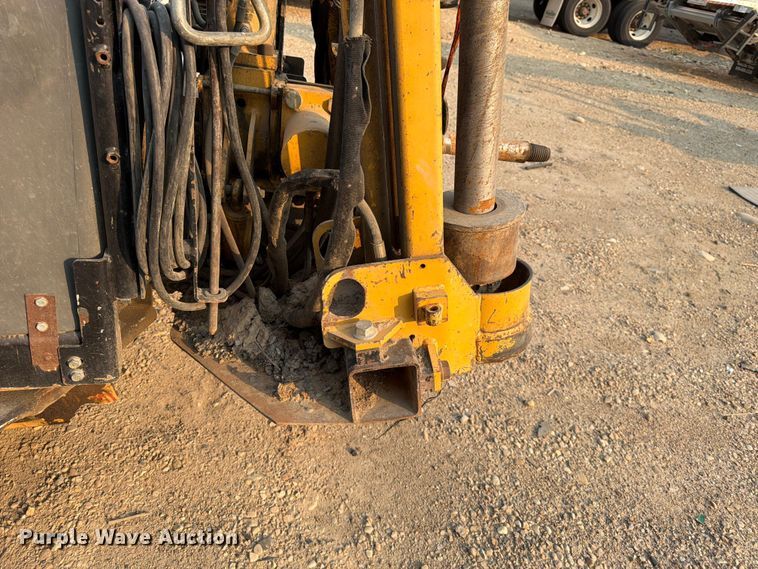 image for item YA4348 2011 Vermeer Navigator D20X22 Series II directional boring unit