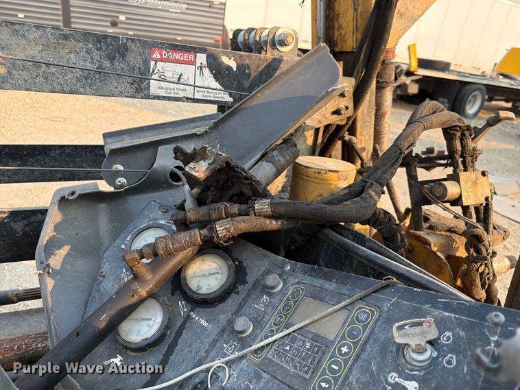 image for item YA4348 2011 Vermeer Navigator D20X22 Series II directional boring unit