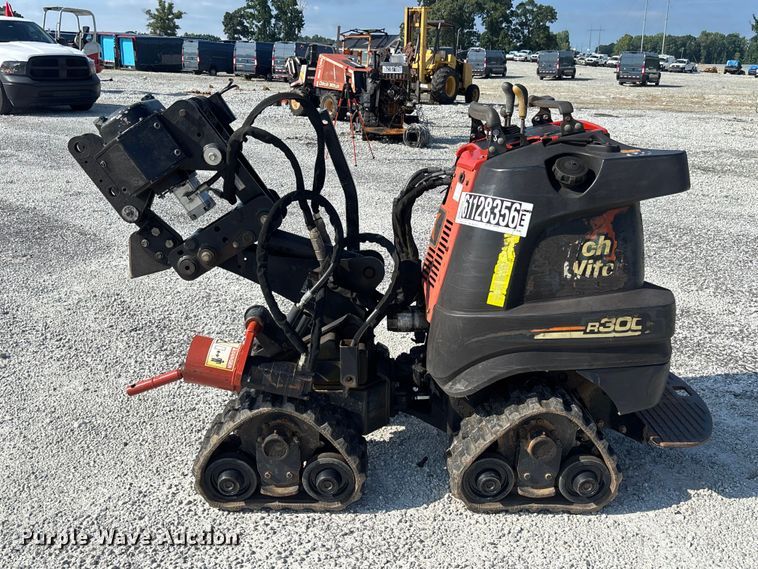 image for item YA4428 2013 Ditch Witch R300 vibratory cable plow