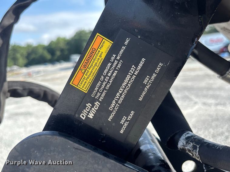 image for item YA4428 2013 Ditch Witch R300 vibratory cable plow