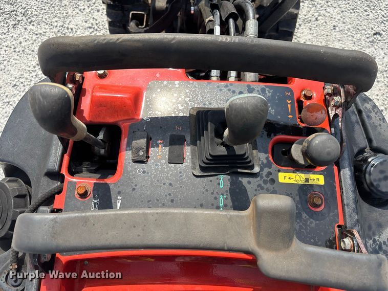 image for item YA4428 2013 Ditch Witch R300 vibratory cable plow