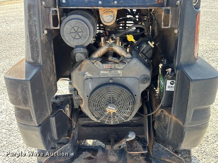 image for item YA4428 2013 Ditch Witch R300 vibratory cable plow