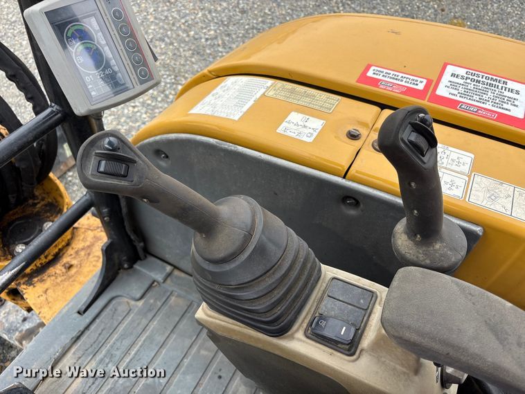 image for item YA4537 2017 Caterpillar 305E2 CR mini excavator