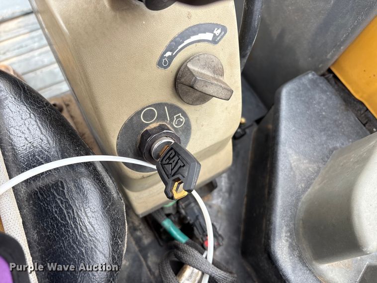 image for item YA4537 2017 Caterpillar 305E2 CR mini excavator