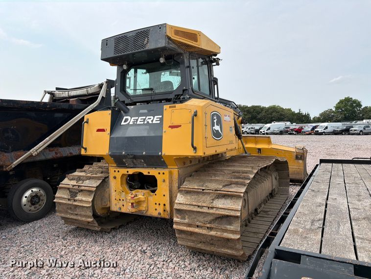 image for item YA4538 2021 John Deere 850L dozer