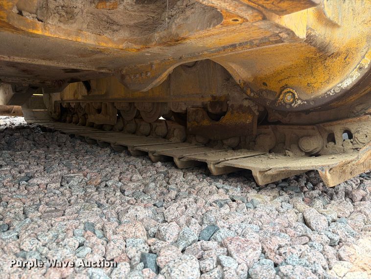 image for item YA4538 2021 John Deere 850L dozer