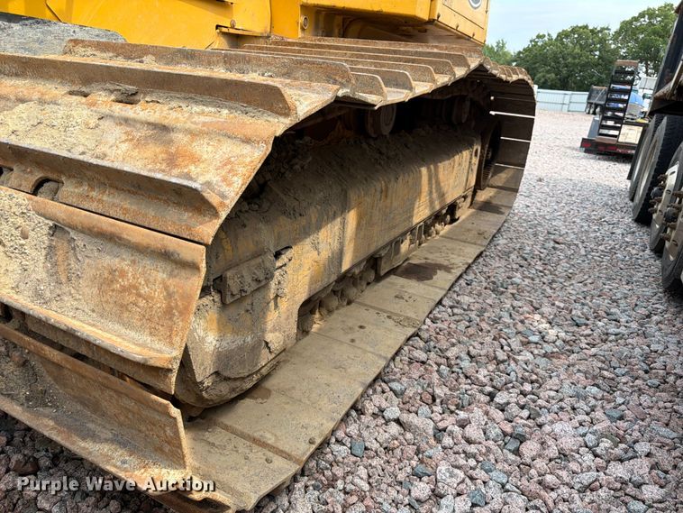 image for item YA4538 2021 John Deere 850L dozer