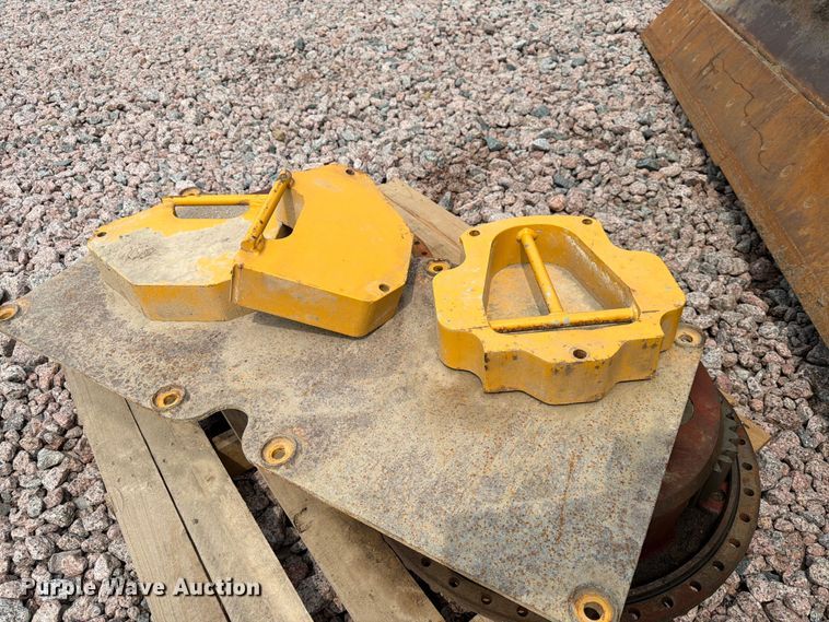 image for item YA4538 2021 John Deere 850L dozer