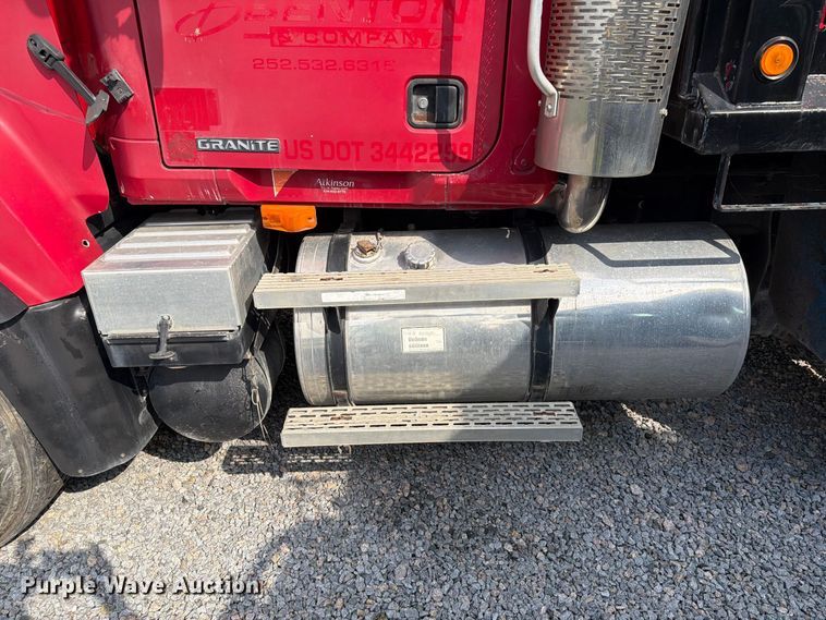 image for item YA4557 2007 Mack CV713 dump truck