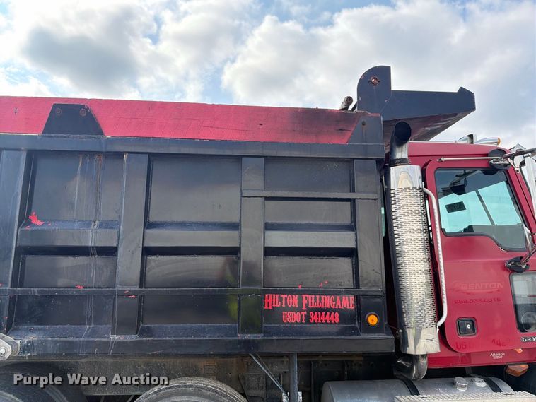 image for item YA4557 2007 Mack CV713 dump truck