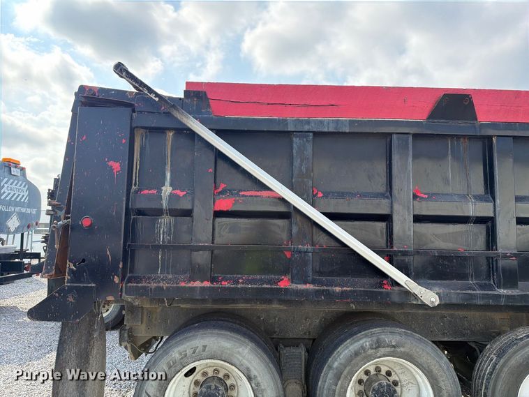 image for item YA4557 2007 Mack CV713 dump truck