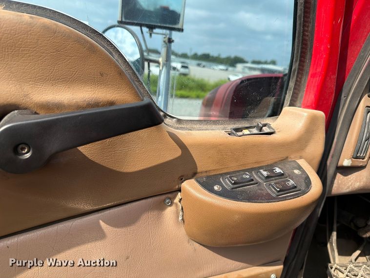 image for item YA4557 2007 Mack CV713 dump truck