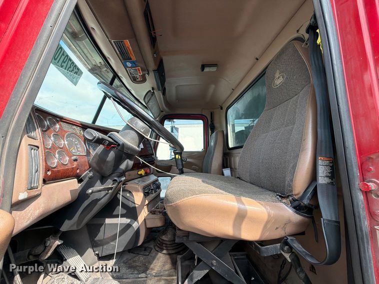 image for item YA4557 2007 Mack CV713 dump truck
