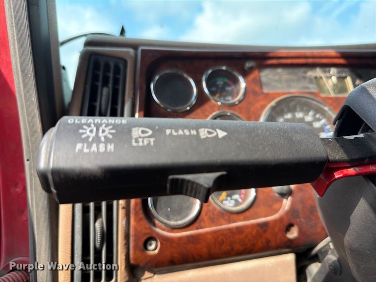image for item YA4557 2007 Mack CV713 dump truck
