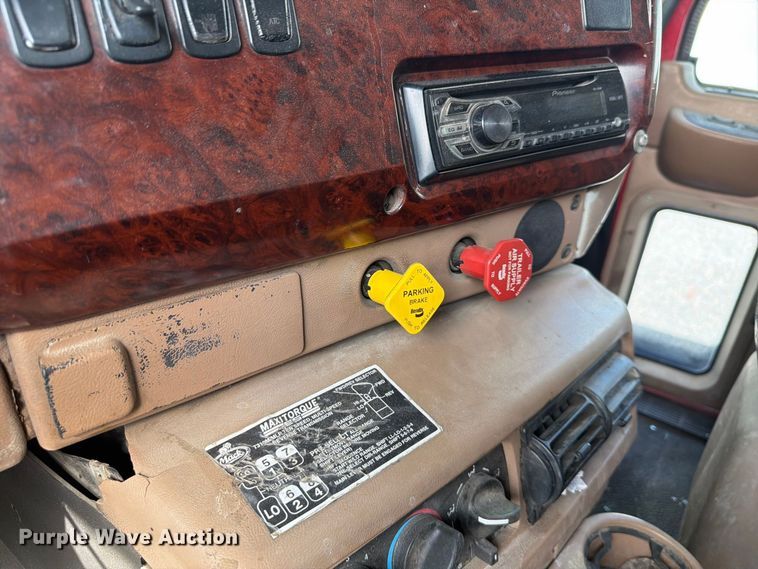 image for item YA4557 2007 Mack CV713 dump truck