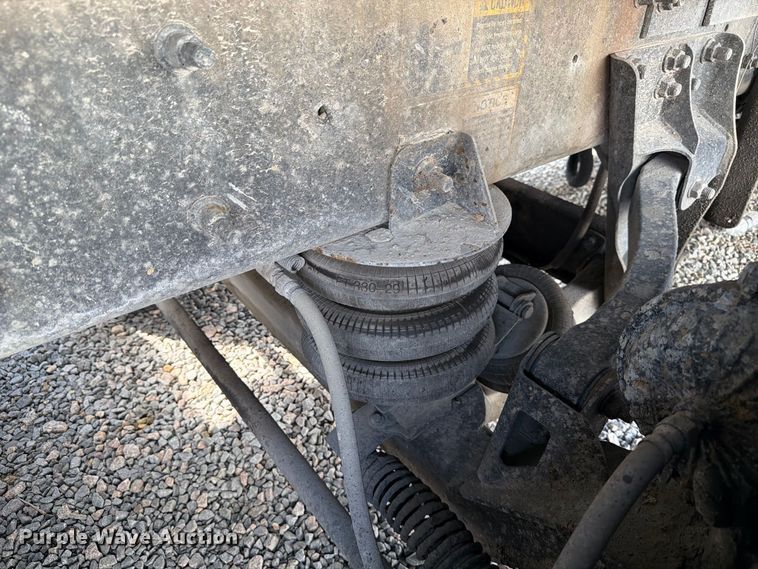 image for item YA4557 2007 Mack CV713 dump truck