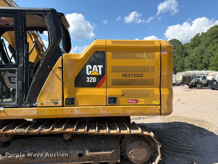 image for item YA4705 2019 Caterpillar 320 excavator