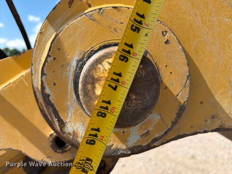 image for item YA4705 2019 Caterpillar 320 excavator
