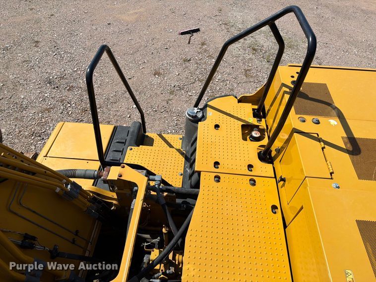 image for item YA4705 2019 Caterpillar 320 excavator