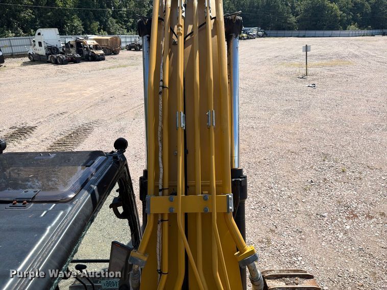 image for item YA4705 2019 Caterpillar 320 excavator