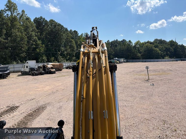 image for item YA4705 2019 Caterpillar 320 excavator