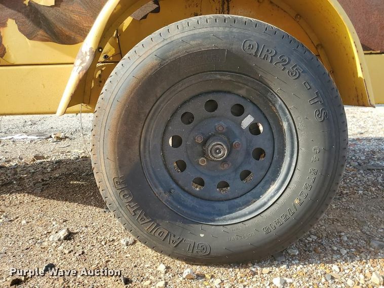 image for item YA4829 1998 Fenex F-101 KP manhole support trailer