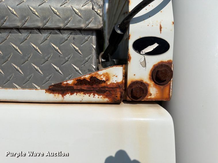 image for item EX4060 2007 Chevrolet Silverado 2500HD Crew Cab pickup truck