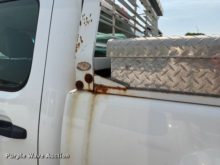 image for item EX4061 2007 Chevrolet Silverado 2500HD Crew Cab pickup truck