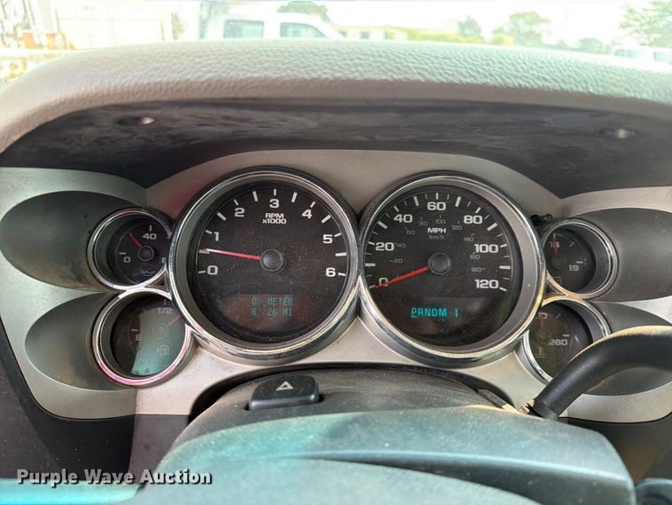 image for item EX4061 2007 Chevrolet Silverado 2500HD Crew Cab pickup truck