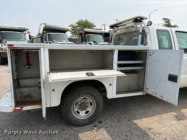 image for item EX4062 2014 Ford F250 Super Duty Ext. Cab utility bed pickup truck