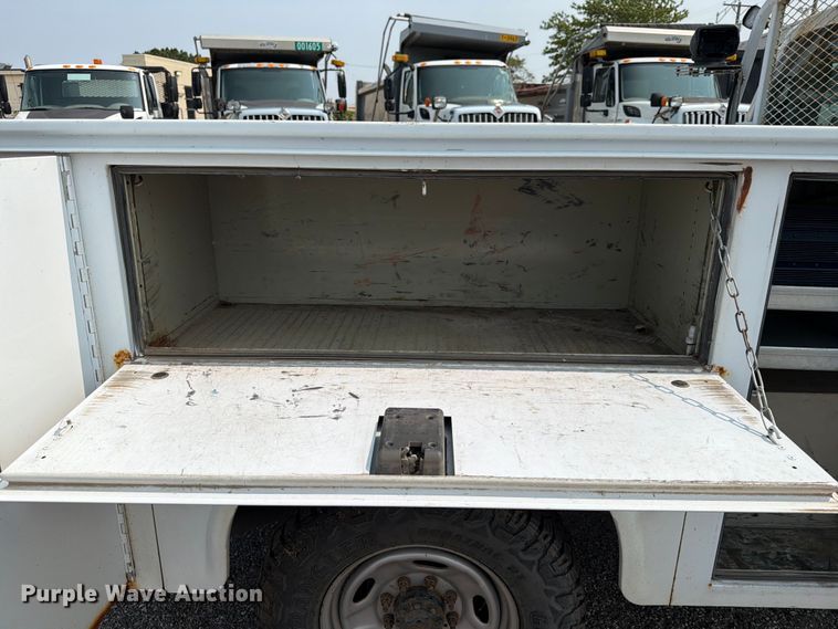 image for item EX4062 2014 Ford F250 Super Duty Ext. Cab utility bed pickup truck