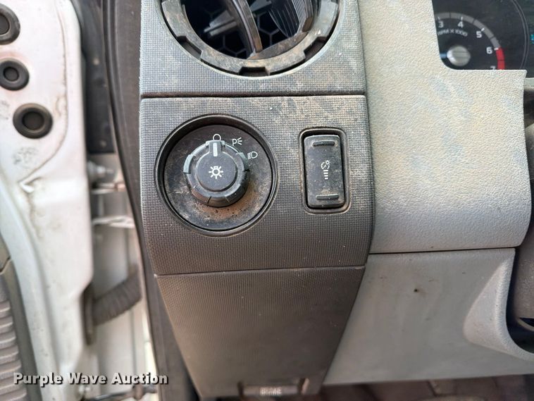 image for item EX4062 2014 Ford F250 Super Duty Ext. Cab utility bed pickup truck