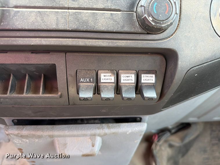 image for item EX4062 2014 Ford F250 Super Duty Ext. Cab utility bed pickup truck