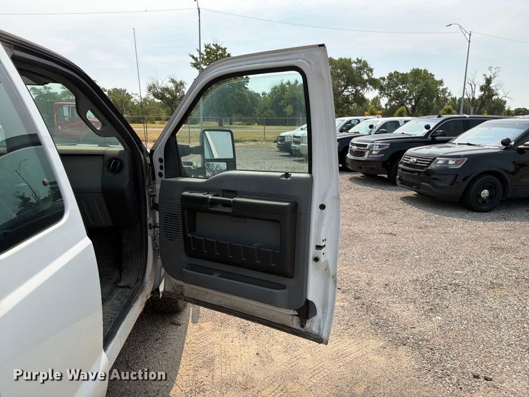 image for item EX4062 2014 Ford F250 Super Duty Ext. Cab utility bed pickup truck