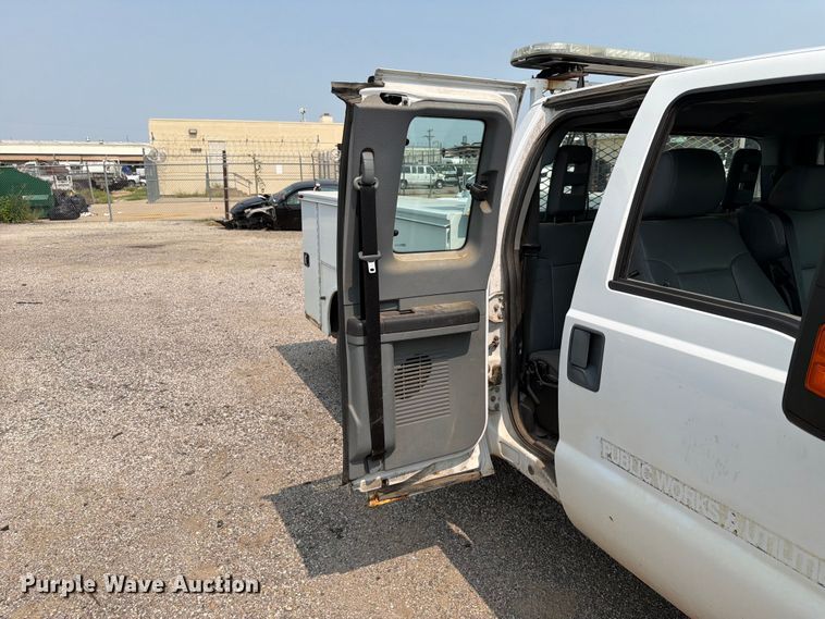 image for item EX4062 2014 Ford F250 Super Duty Ext. Cab utility bed pickup truck