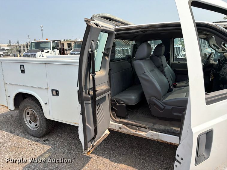 image for item EX4062 2014 Ford F250 Super Duty Ext. Cab utility bed pickup truck