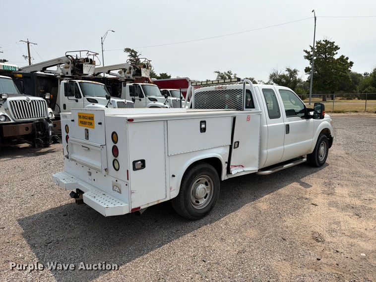 image for item EX4063 2015 Ford F250 Super Duty Ext. Cab utility bed pickup truck