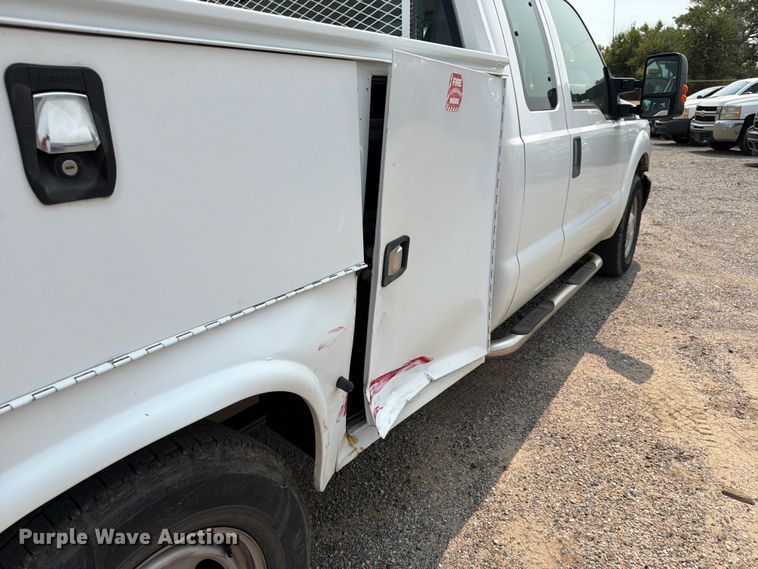 image for item EX4063 2015 Ford F250 Super Duty Ext. Cab utility bed pickup truck
