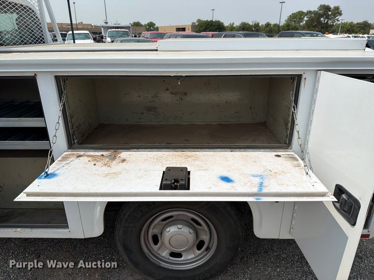 image for item EX4063 2015 Ford F250 Super Duty Ext. Cab utility bed pickup truck
