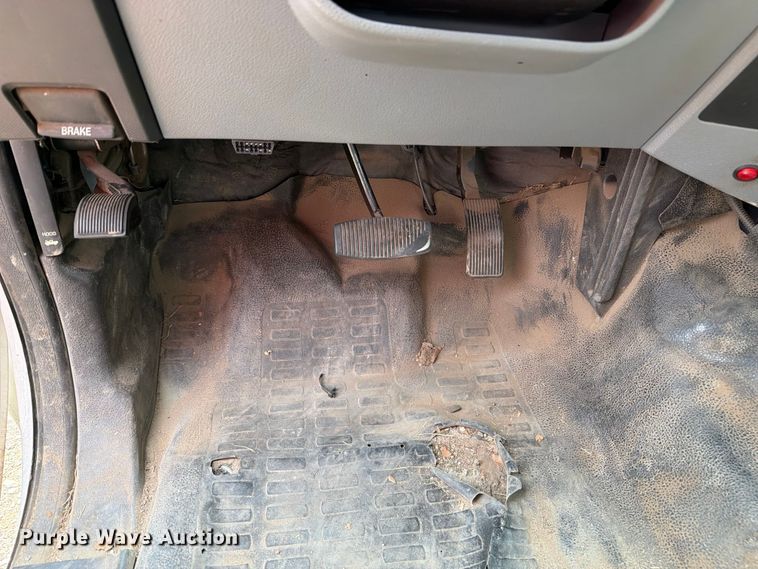 image for item EX4063 2015 Ford F250 Super Duty Ext. Cab utility bed pickup truck